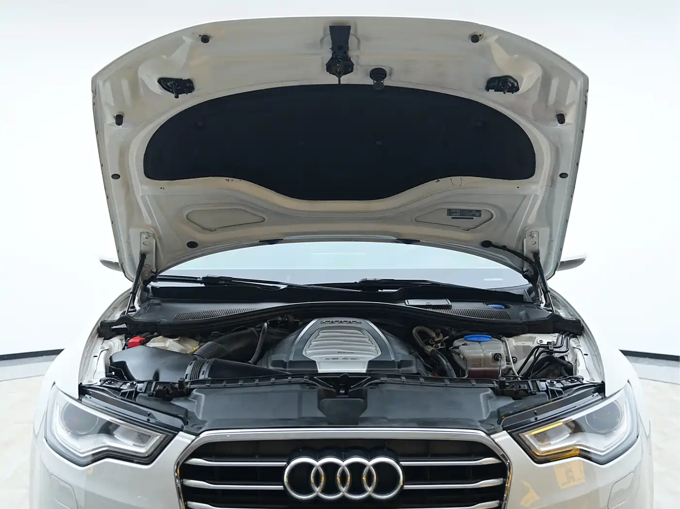 Audi A6L 2014 30 FSI Comfort фото 14