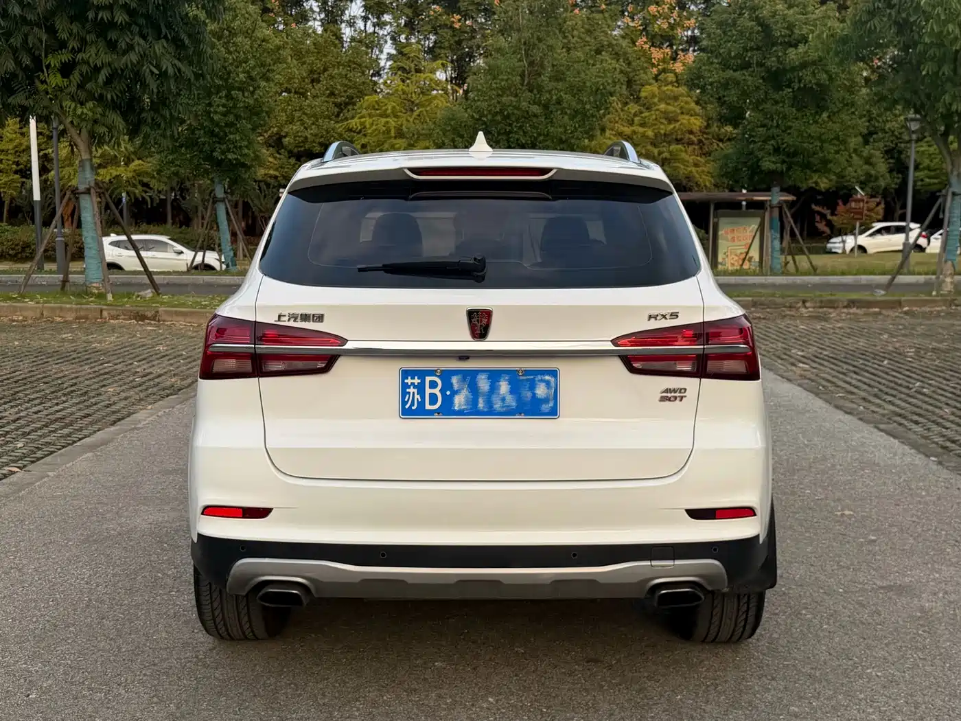Roewe RX5 2016 2016 30T 4WD Automatic Internet Premium Edition