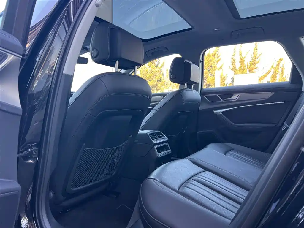 Audi A6 (Import) 2024 allroad quattro 55 TFSI Premium Off-road фото 5