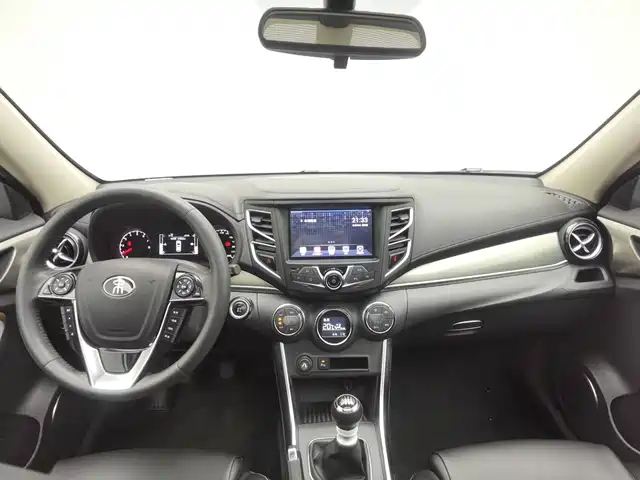 BYD Song 2016 Unrivaled Edition 1.5TI Manual Elite Edition — фото 5