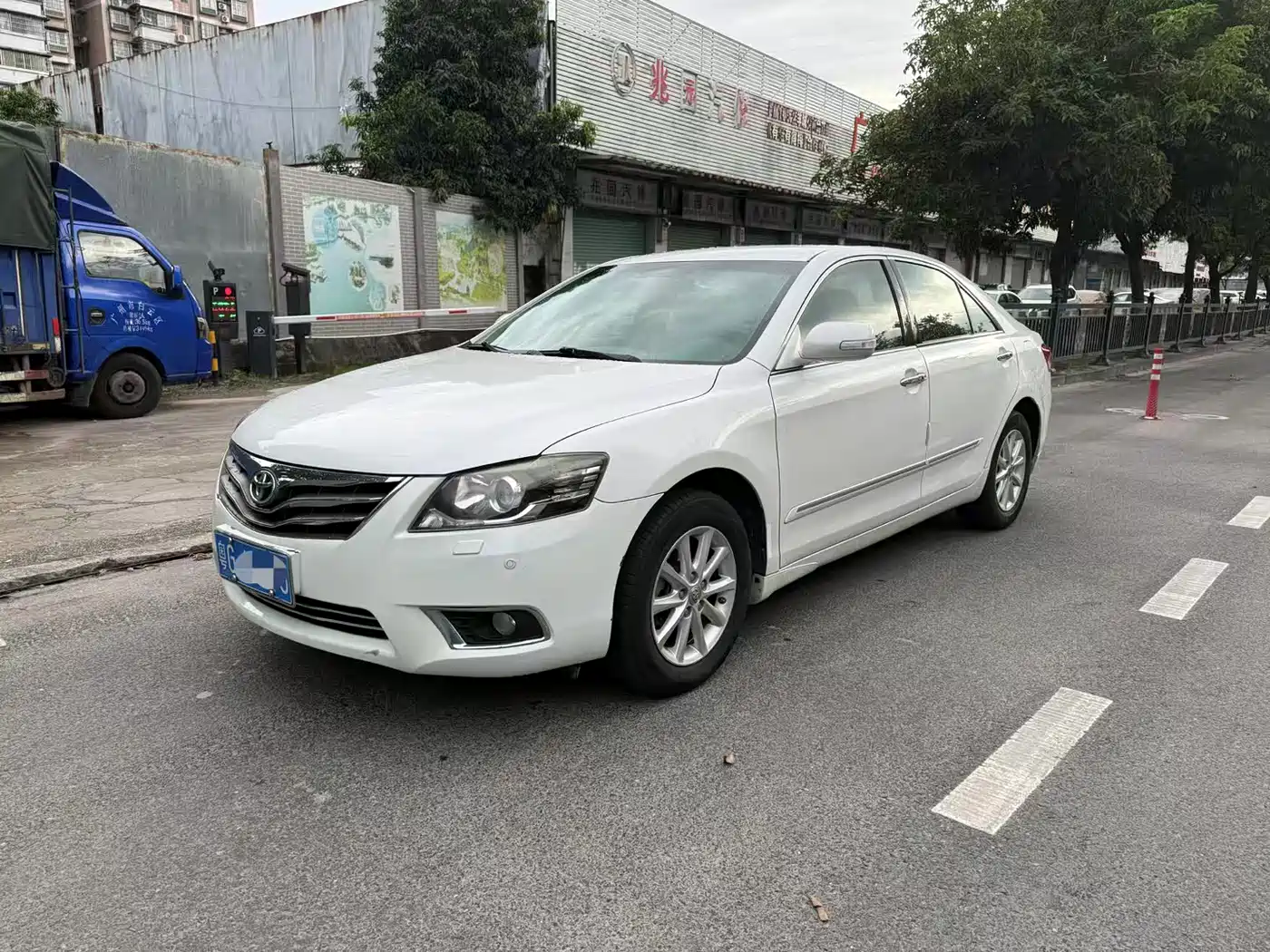 Toyota Camry 2014 2013 200E Classic Elite Edition