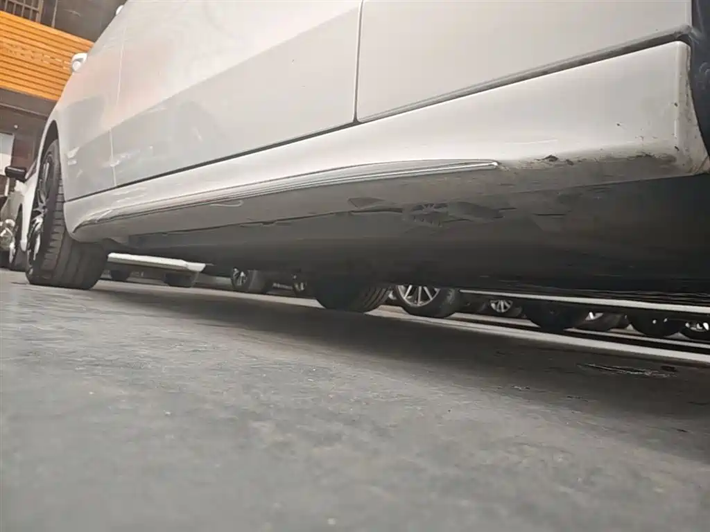 Фото 21 - Mercedes-Benz C-Class