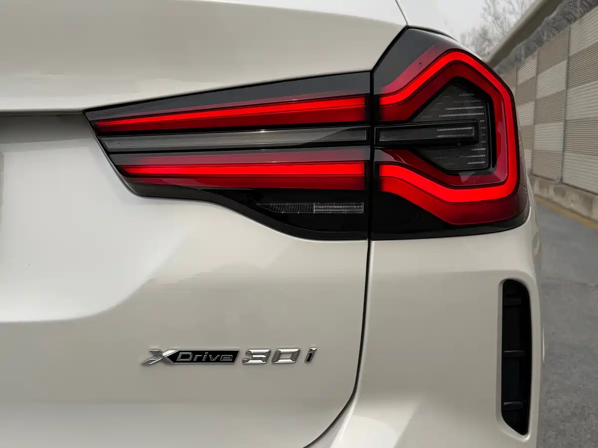 BMW X3 2023 Facelift xDrive30i Leading M Night Package фото 9
