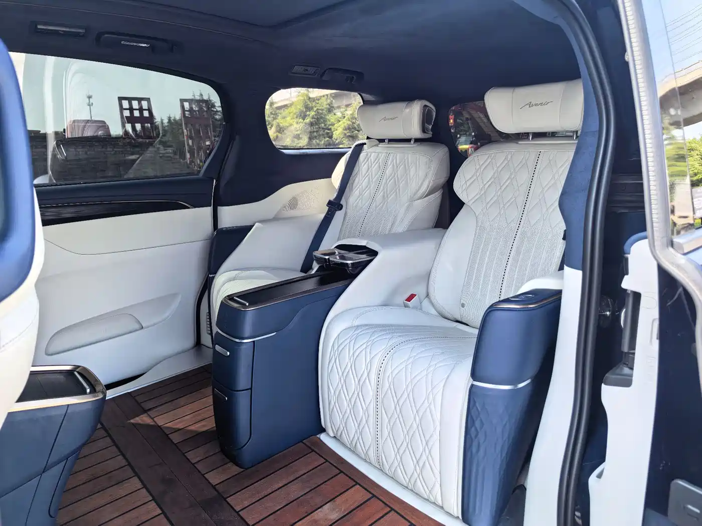 Buick GL8 2020 Avenir Four-Seat Prestige Edition фото 5