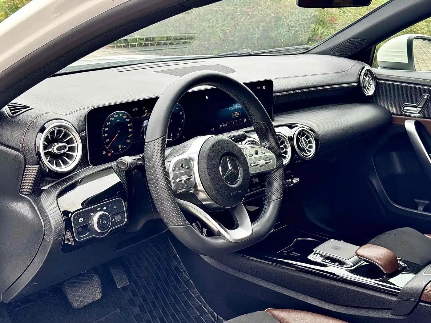 MERCEDES-BENZ A CLASS