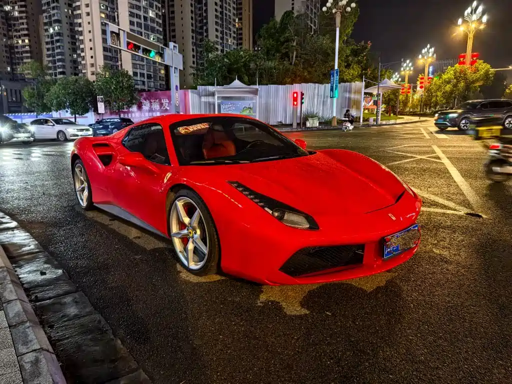 Ferrari 488 2019 2015 488 Spider