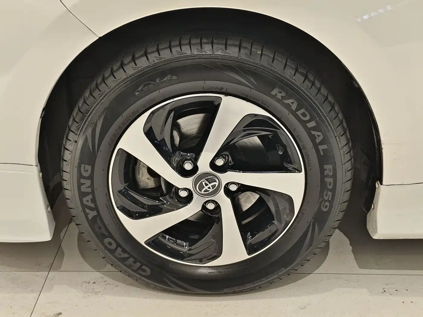 Toyota Levin 2018 185T CVT Luxury Edition фото 8
