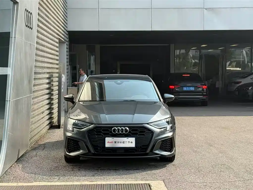 Фото 2 - Audi A3