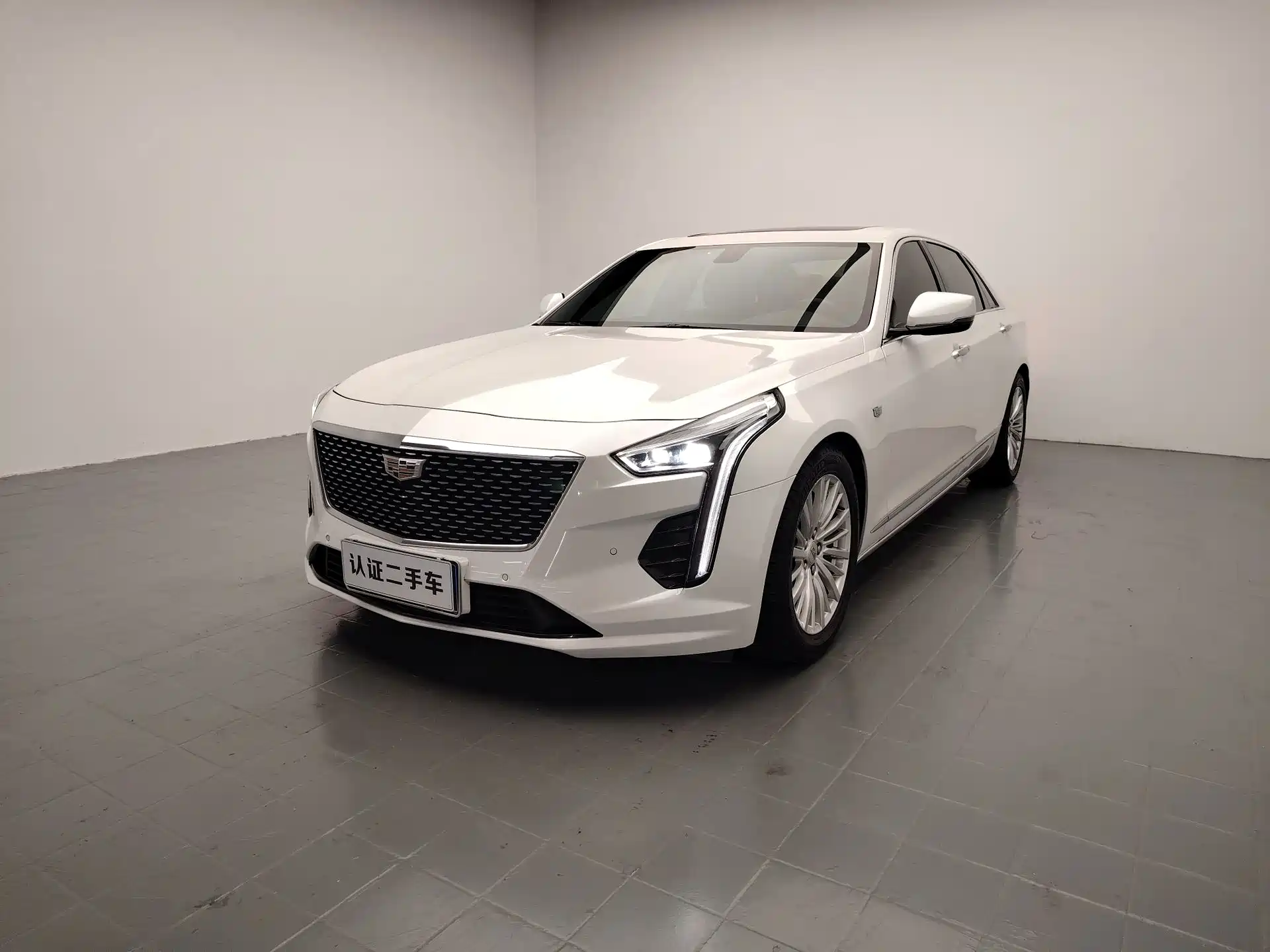 Фото 3 - Cadillac CT6
