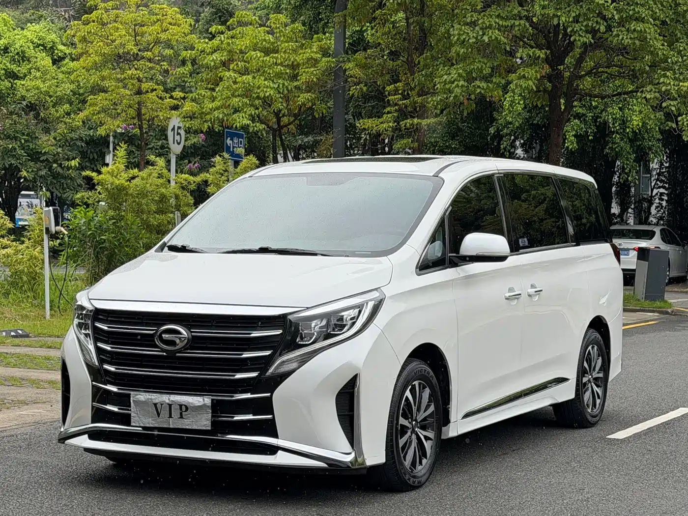 GAC Trumpchi Trumpchi M8 2025 2024 Leadershow Series 390T Premium Edition