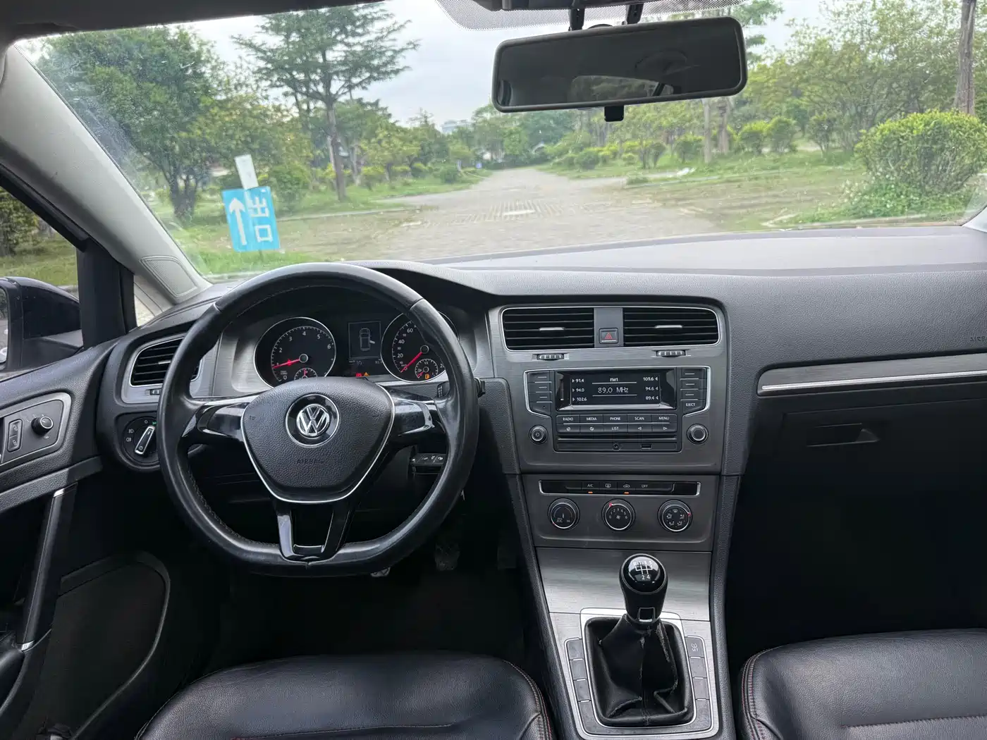 Volkswagen Golf 2015 1.4TSI Manual Comfort фото 14