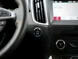 Фото 22 - Ford Edge