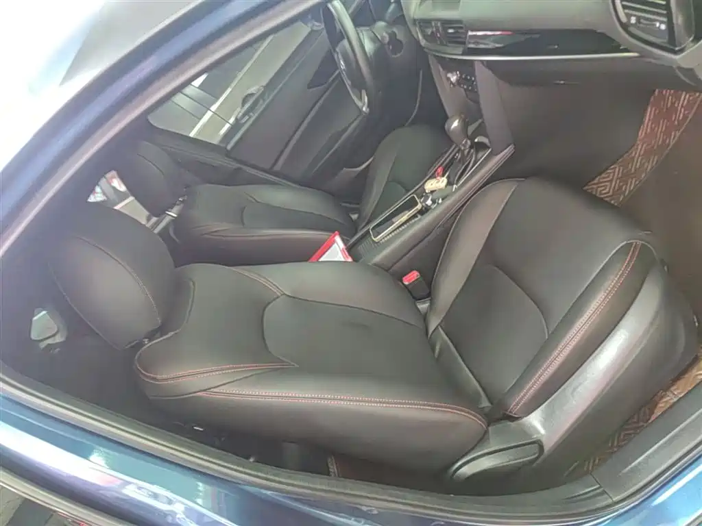 Фото 24 - Mazda CX-4