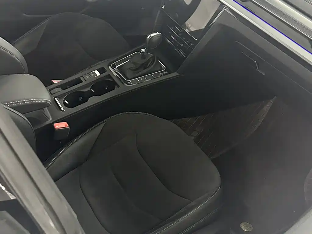 Volkswagen CC 2024 2024 330TSI Dazzling Edition