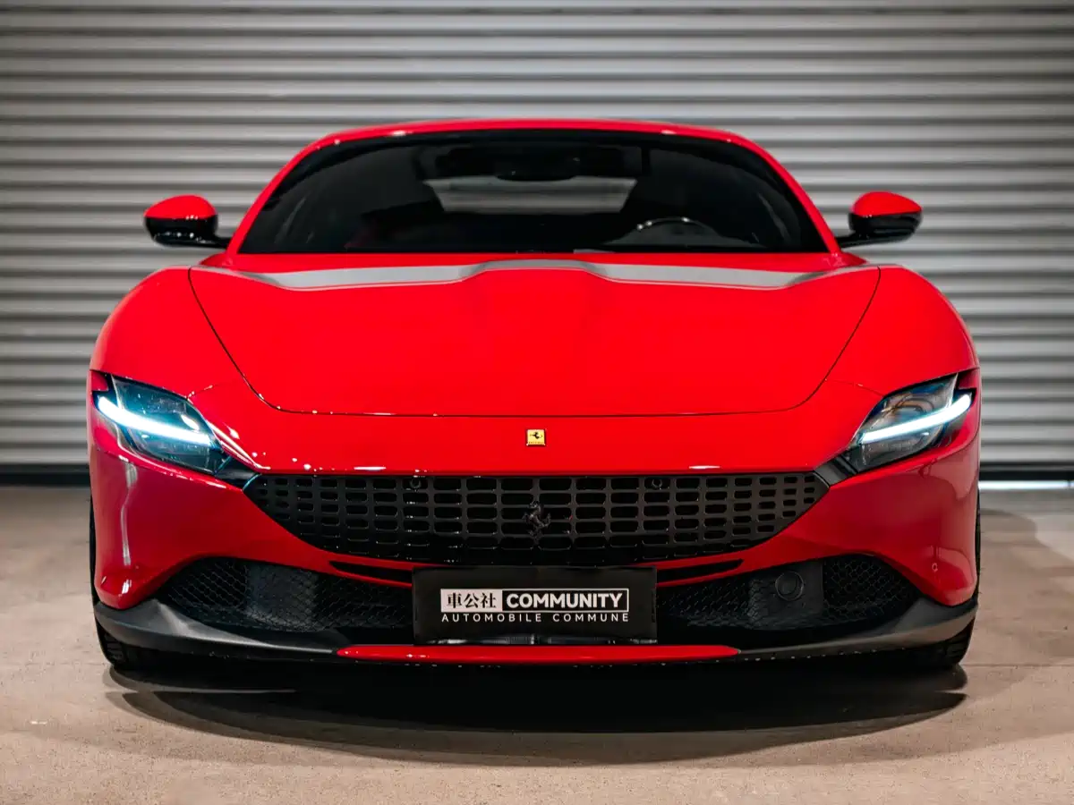 FERRARI ROMA
