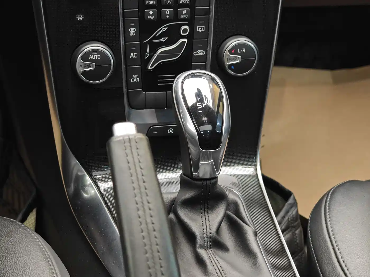 Volvo V40 2018 2018 T3 Inscription Edition