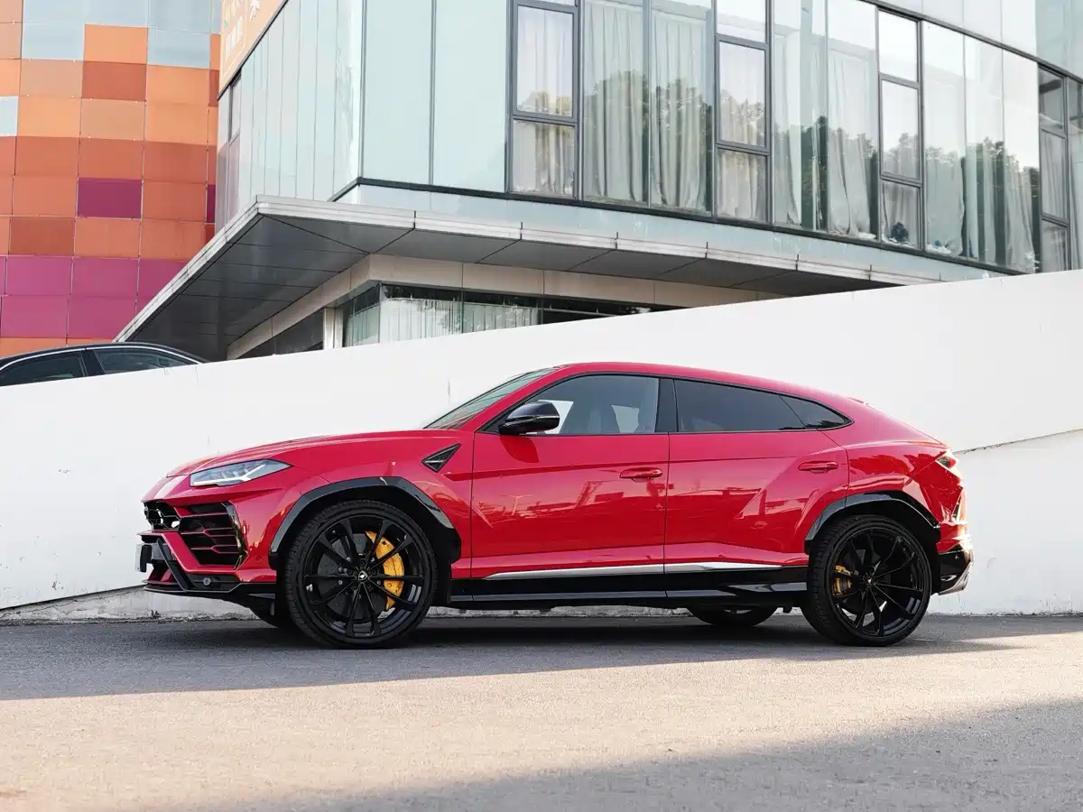 Lamborghini Urus 2021 4.0T V8 фото 3
