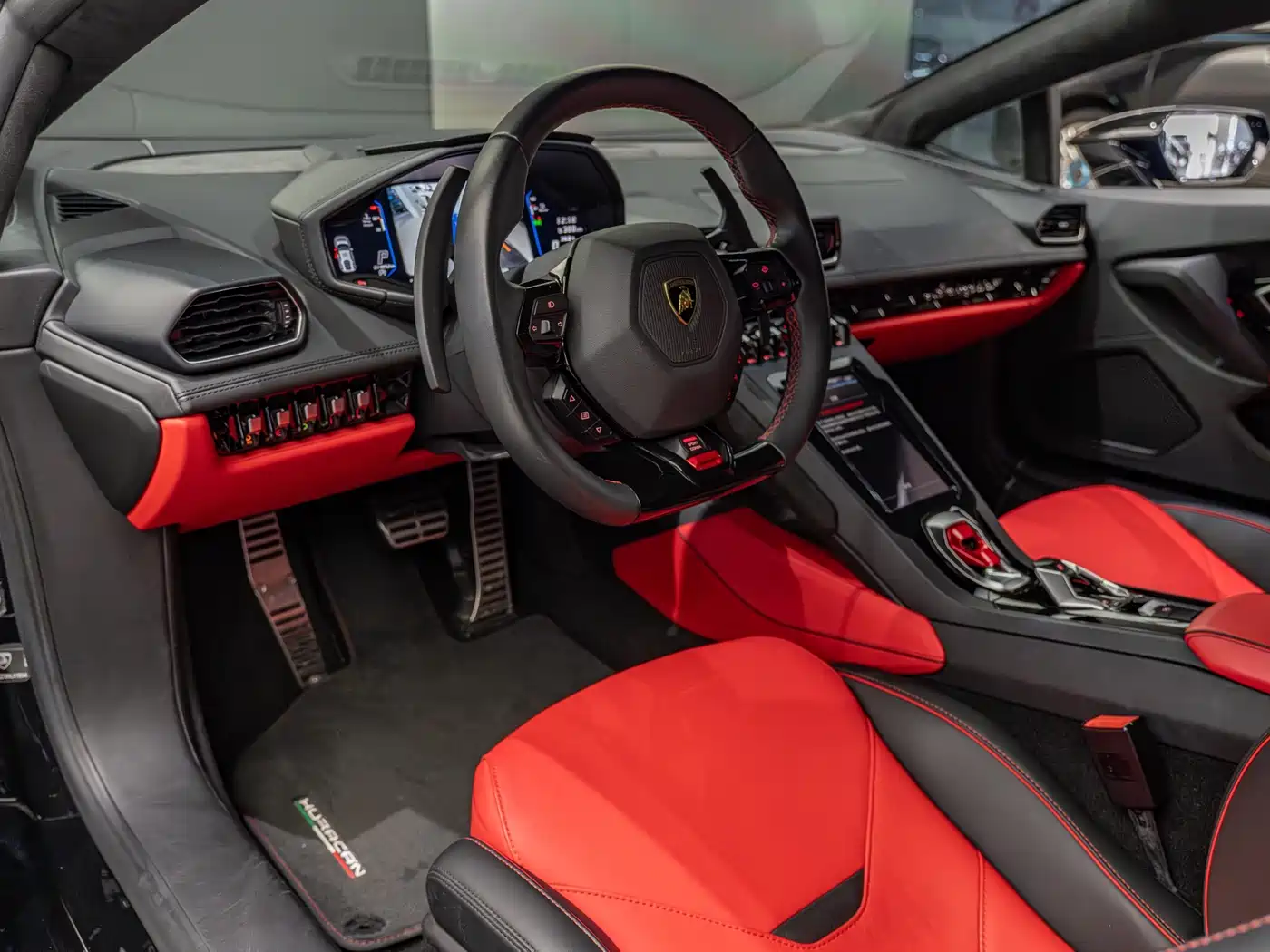 LAMBORGHINI HURACÁN