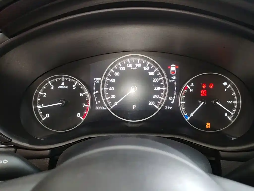 صورة 12 - Mazda Mazda 3