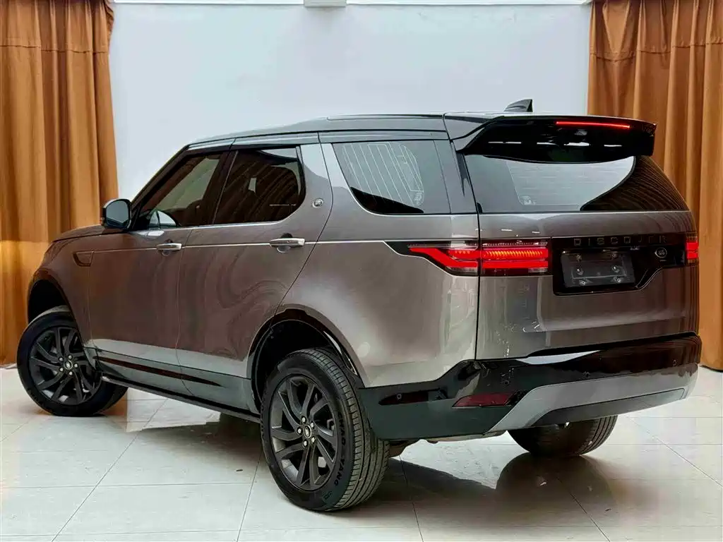 Land Rover Discovery 2021 360PS R-Dynamic S фото 6