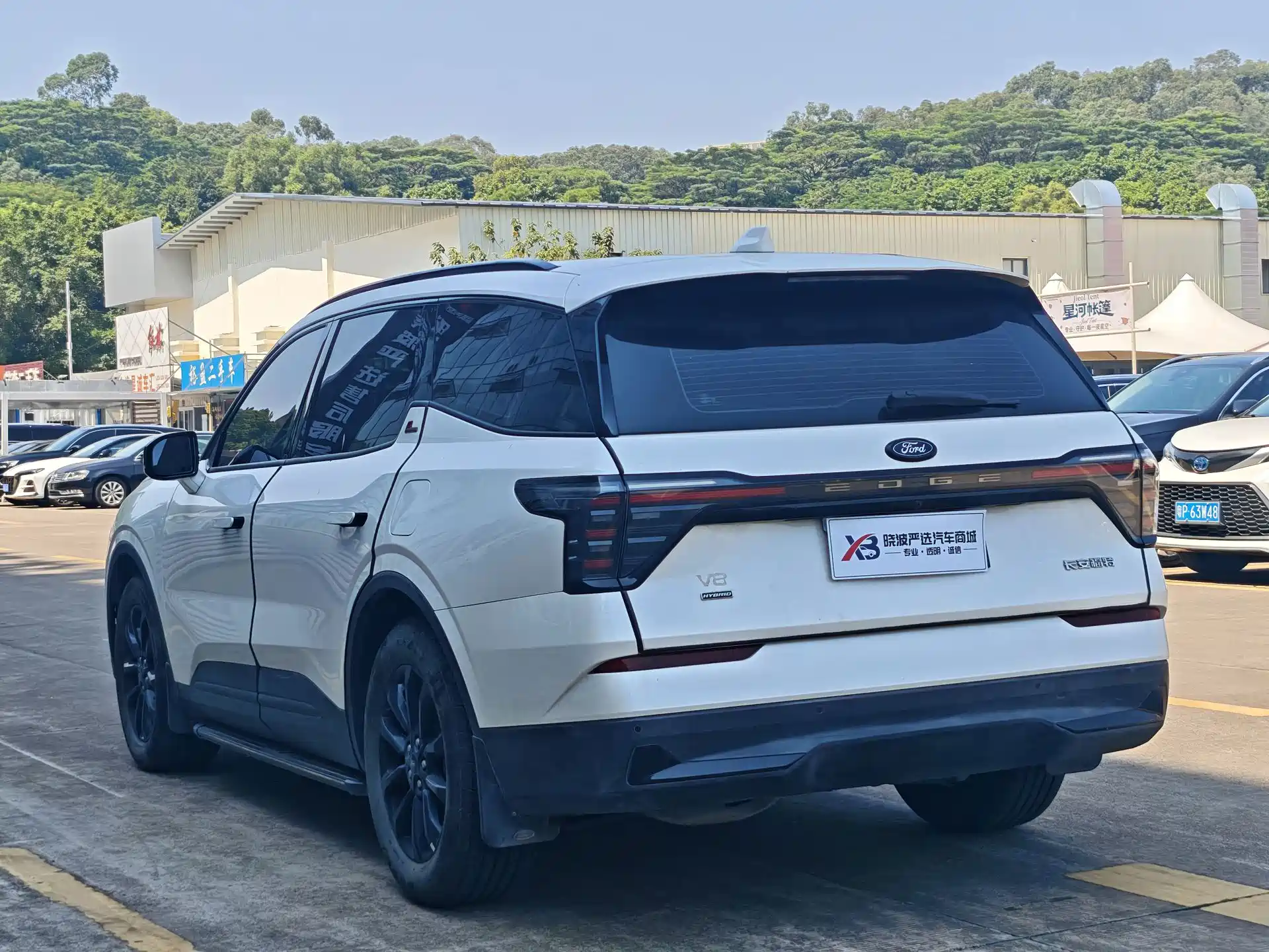 Фото 6 - Ford Edge