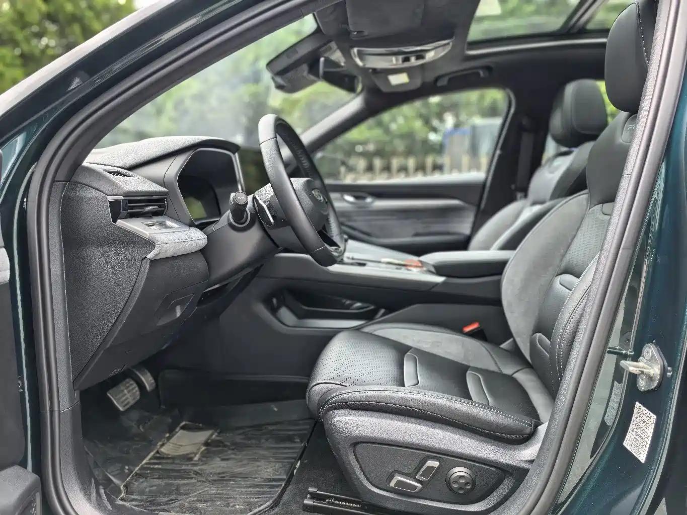 Фото 7 - Geely Preface