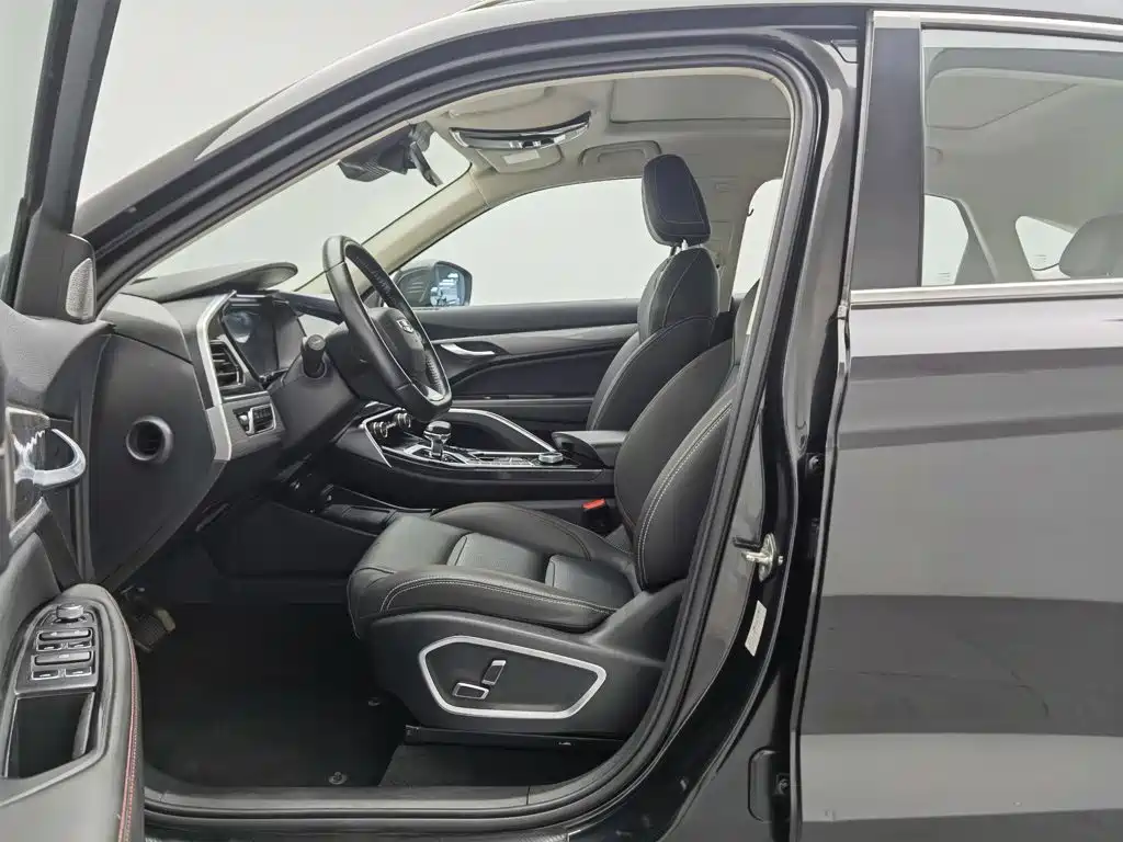 Geely Xingyue S 2022 2021 2.0TD DCT Two-Wheel Drive Lightning Edition