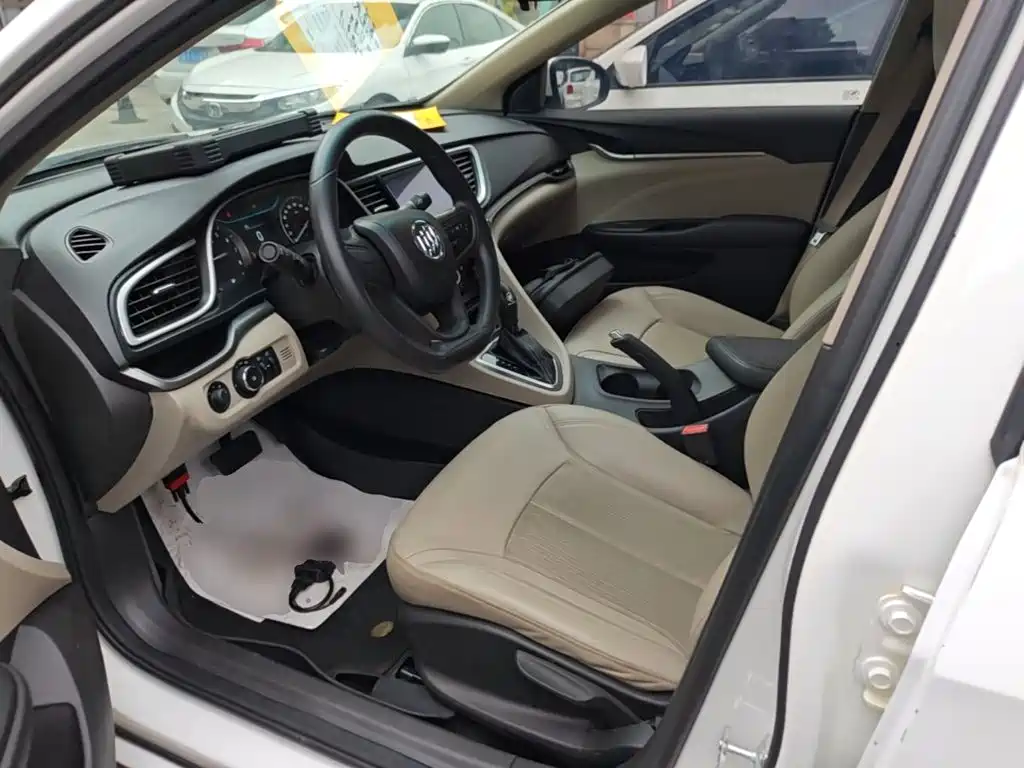 Фото 15 - Buick Excelle