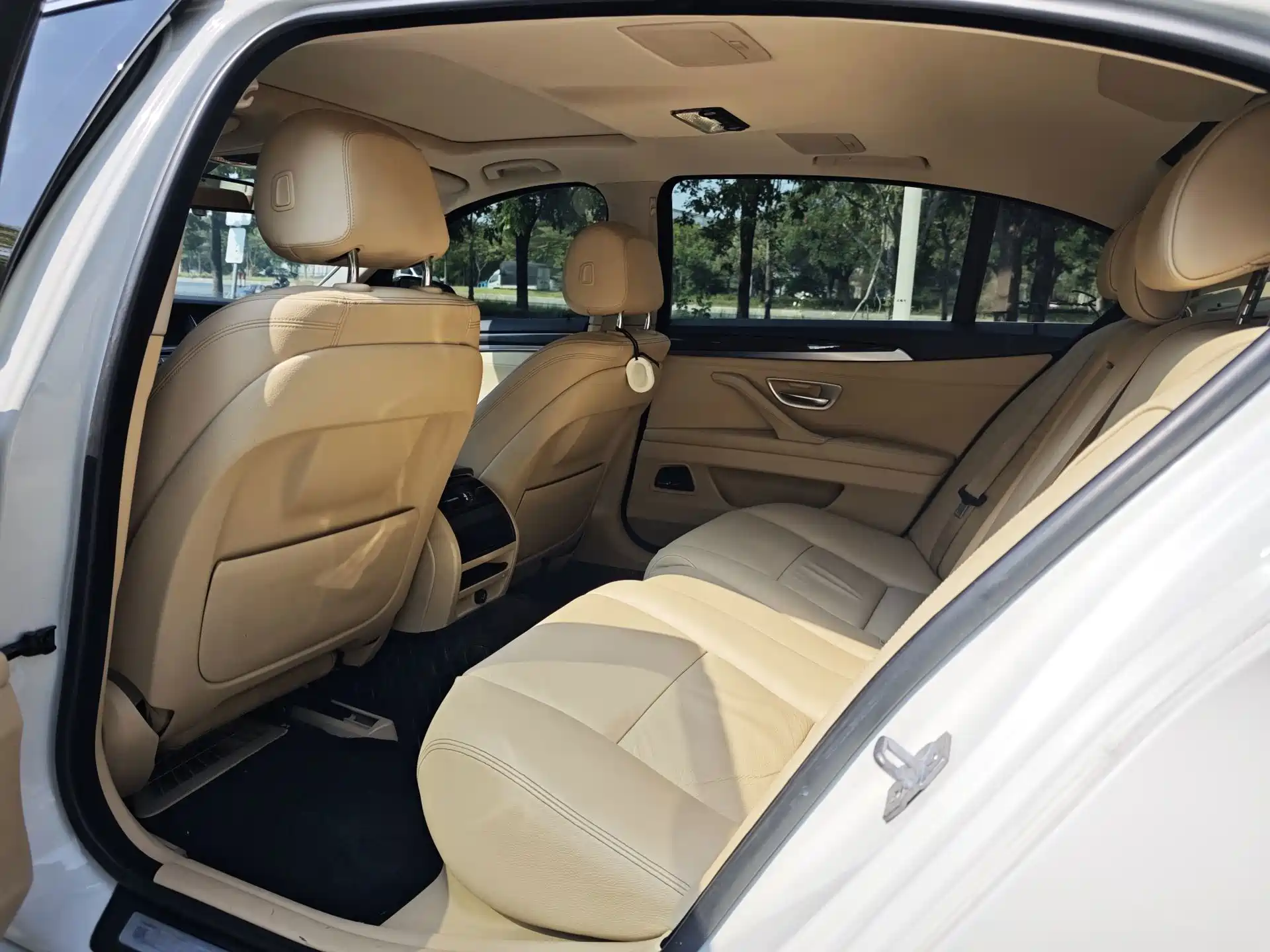 صورة 7 - BMW 5 Series