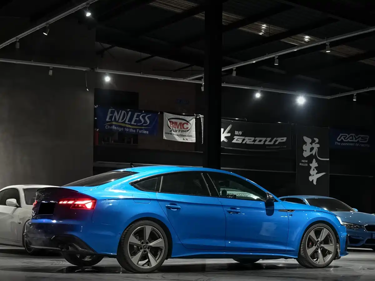 AUDI S5