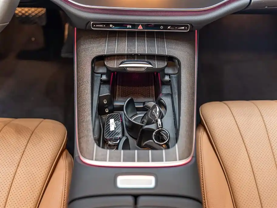 Mercedes-Benz E-Class 2025 E 300 L Luxury фото 20