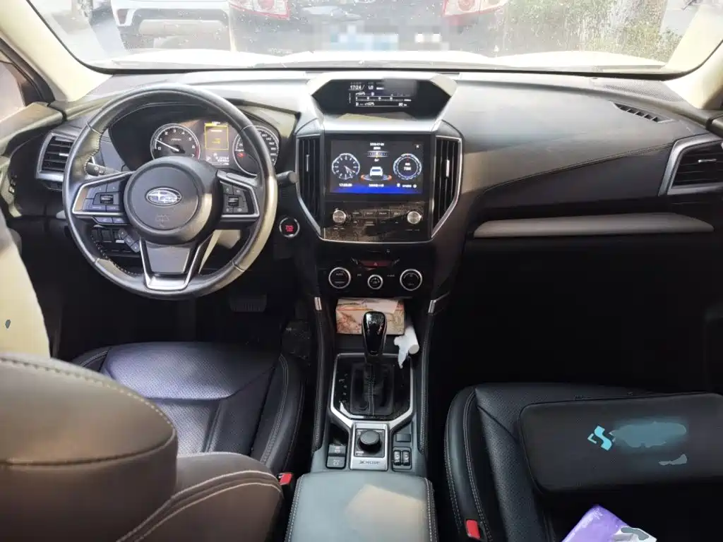 Subaru Forester 2023 2022 2.0i AWD Luxury Edition with EyeSight