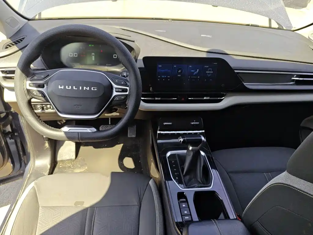 Wuling Motors Wuling Victory 2021 2020 1.5T CVT Elite Edition