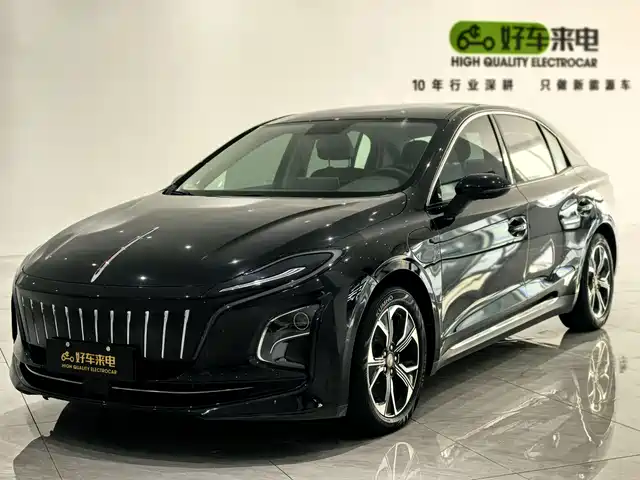 Hongqi E-QM5 2023 Basic Travel Edition