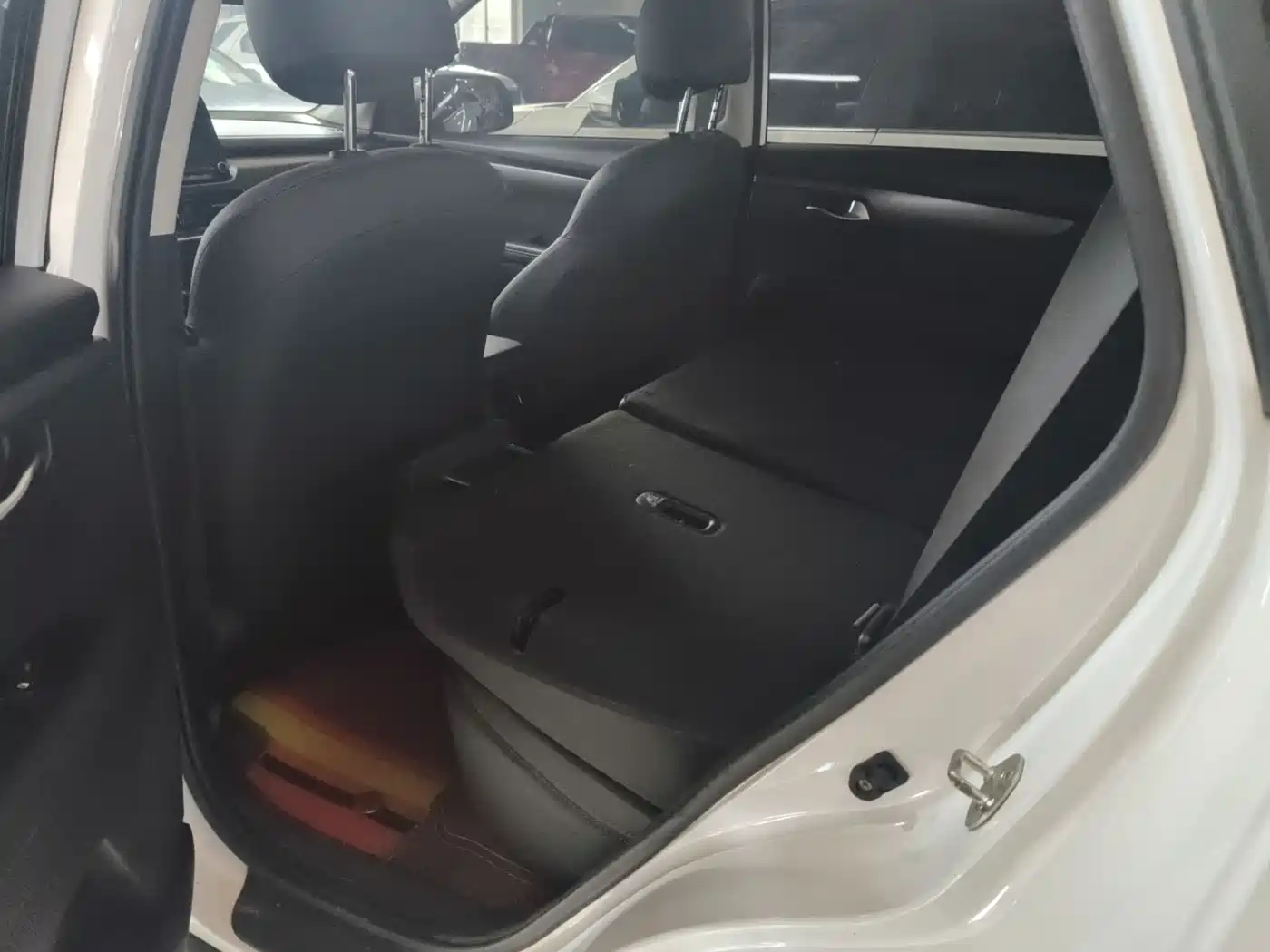Kia Sportage 2019 2.0L Automatic Smart Luxury Edition фото 18