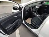 Photo 12 - Kia KX3