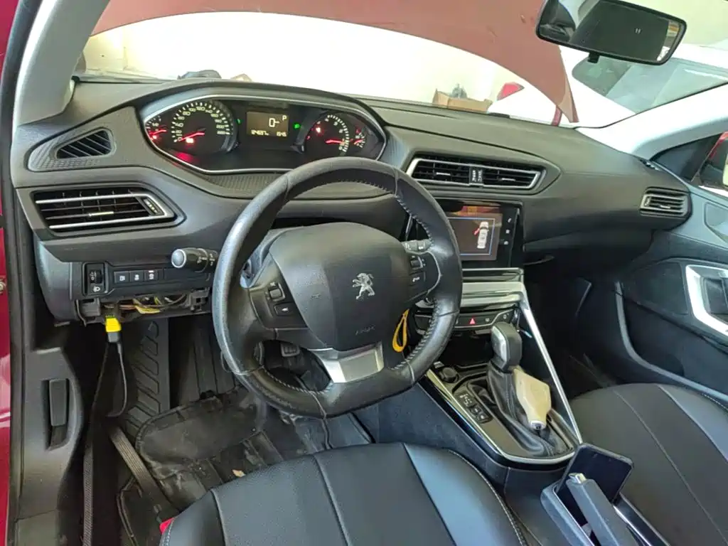 Peugeot 308 2018 2018 1.6L Auto Luxury Edition