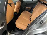 Photo 10 - Lexus UX