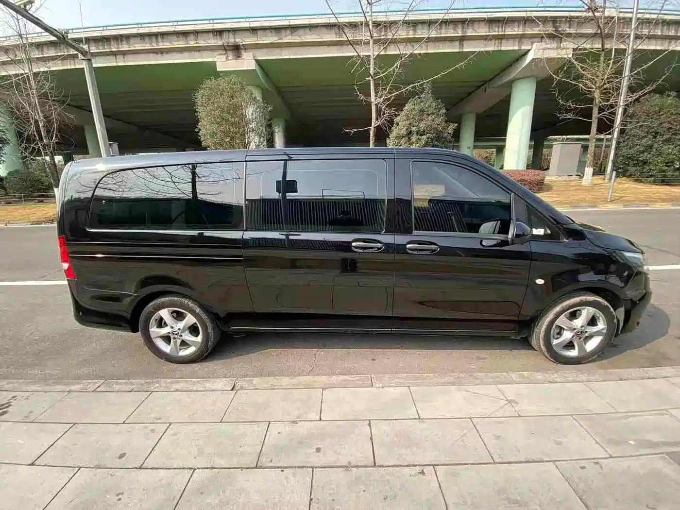 Mercedes-Benz Vito 2018 2.0T Business Edition China VI фото 4