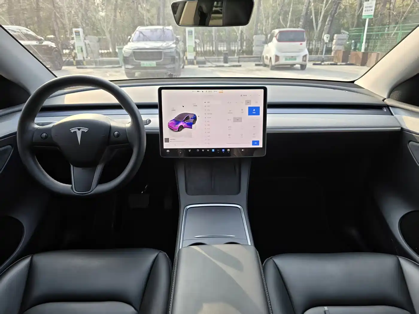 TESLA MODEL Y