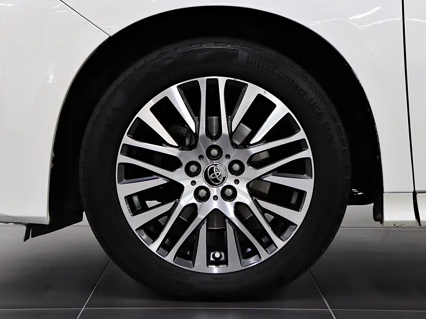 Toyota Alphard 2015 3.5L Premium Edition фото 8