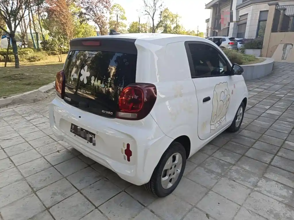 Фото 7 - Roewe Clever