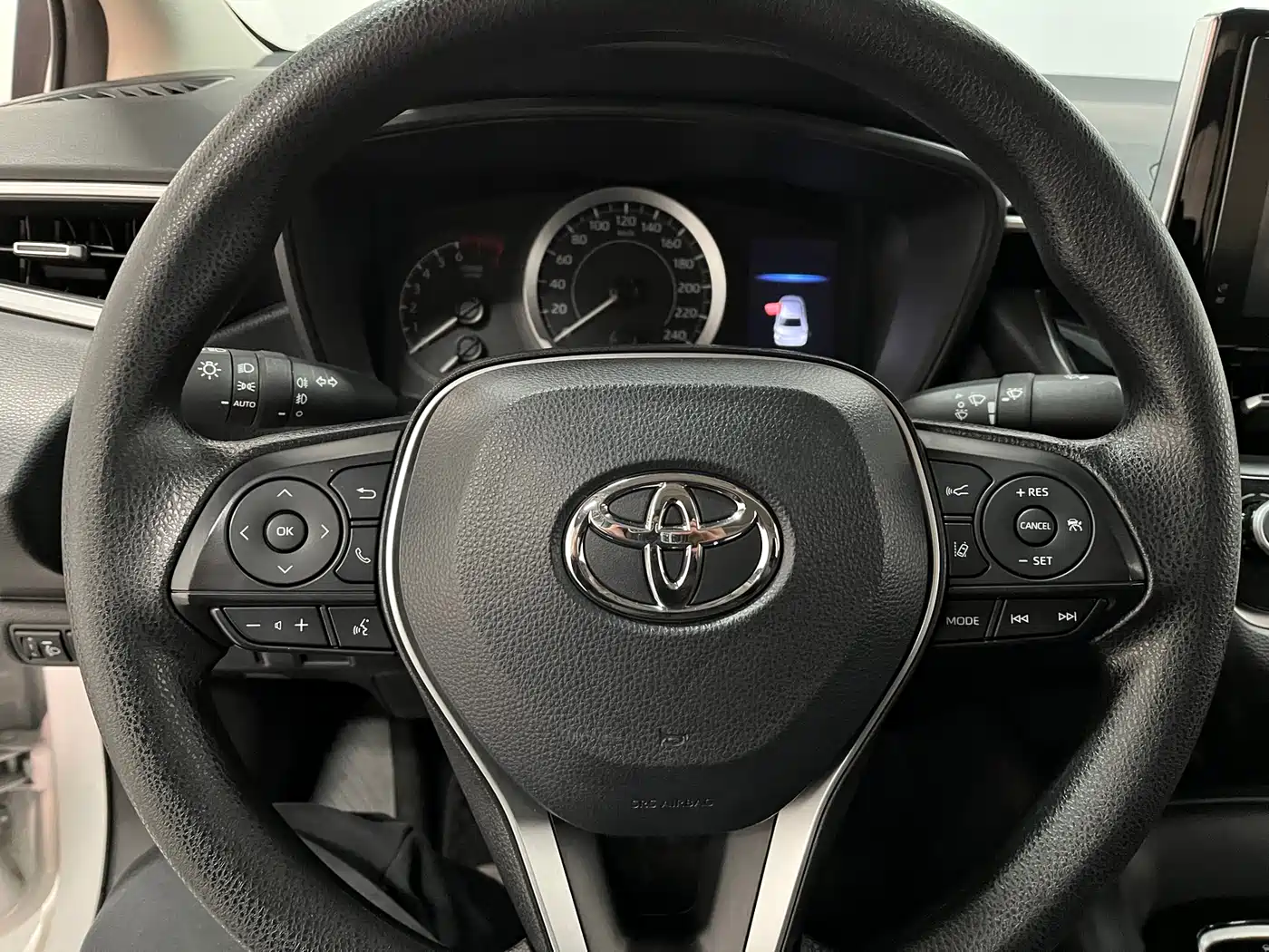 Toyota Corolla 2021 1.2T S-CVT Elite PLUS Edition фото 12