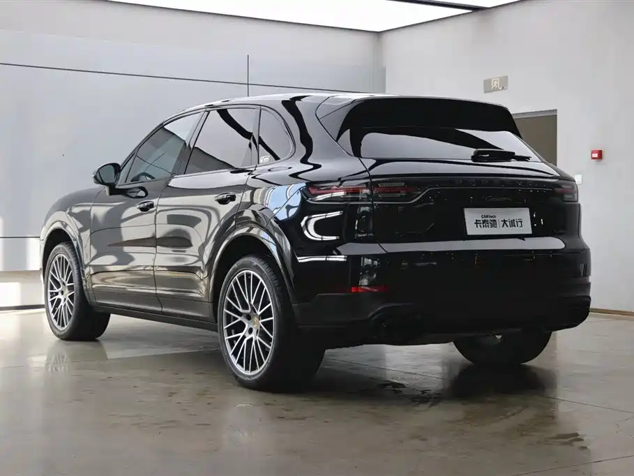 Porsche Cayenne 2023 Cayenne 3.0T Platinum Edition фото 36