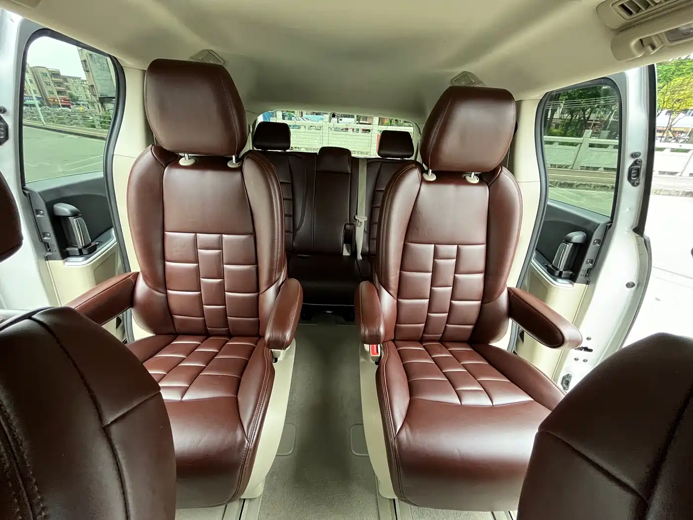 Buick GL8 2018 28T Comfort China VI фото 8