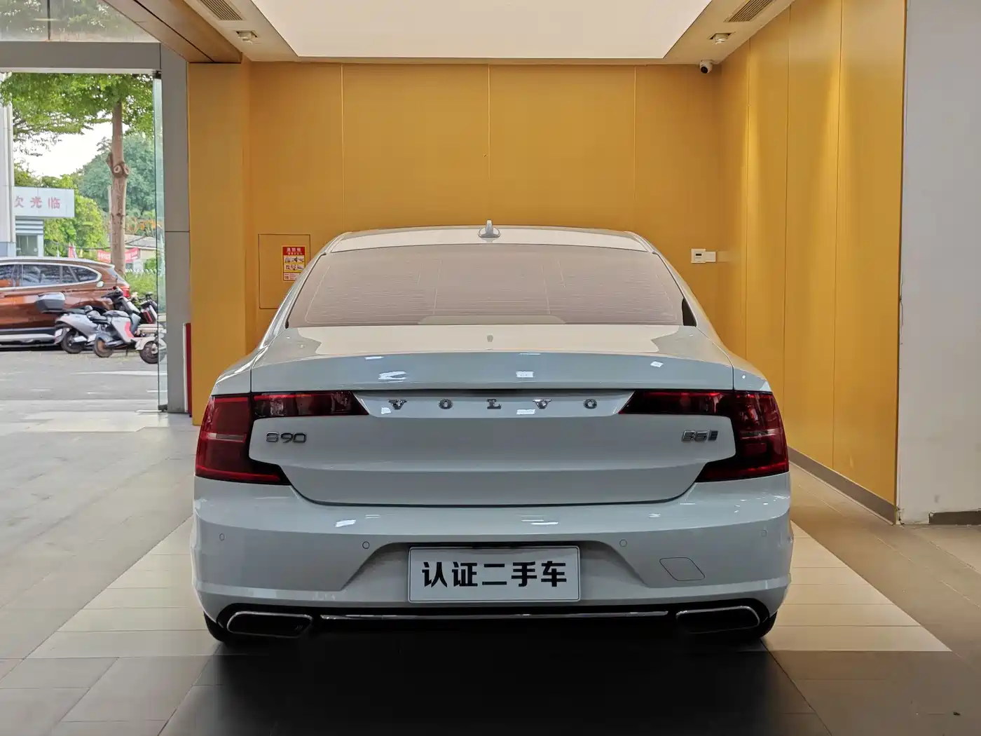 Фото 30 - Volvo S90