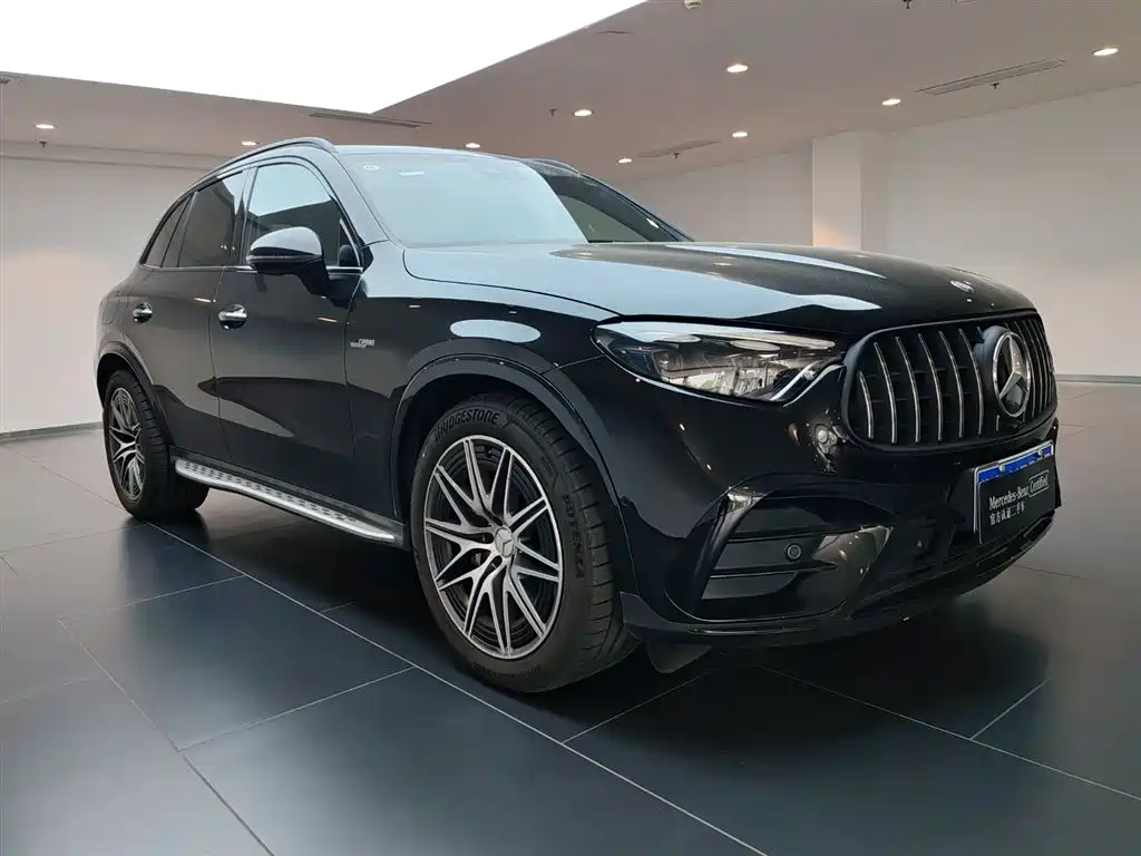 MERCEDES-BENZ GLC AMG