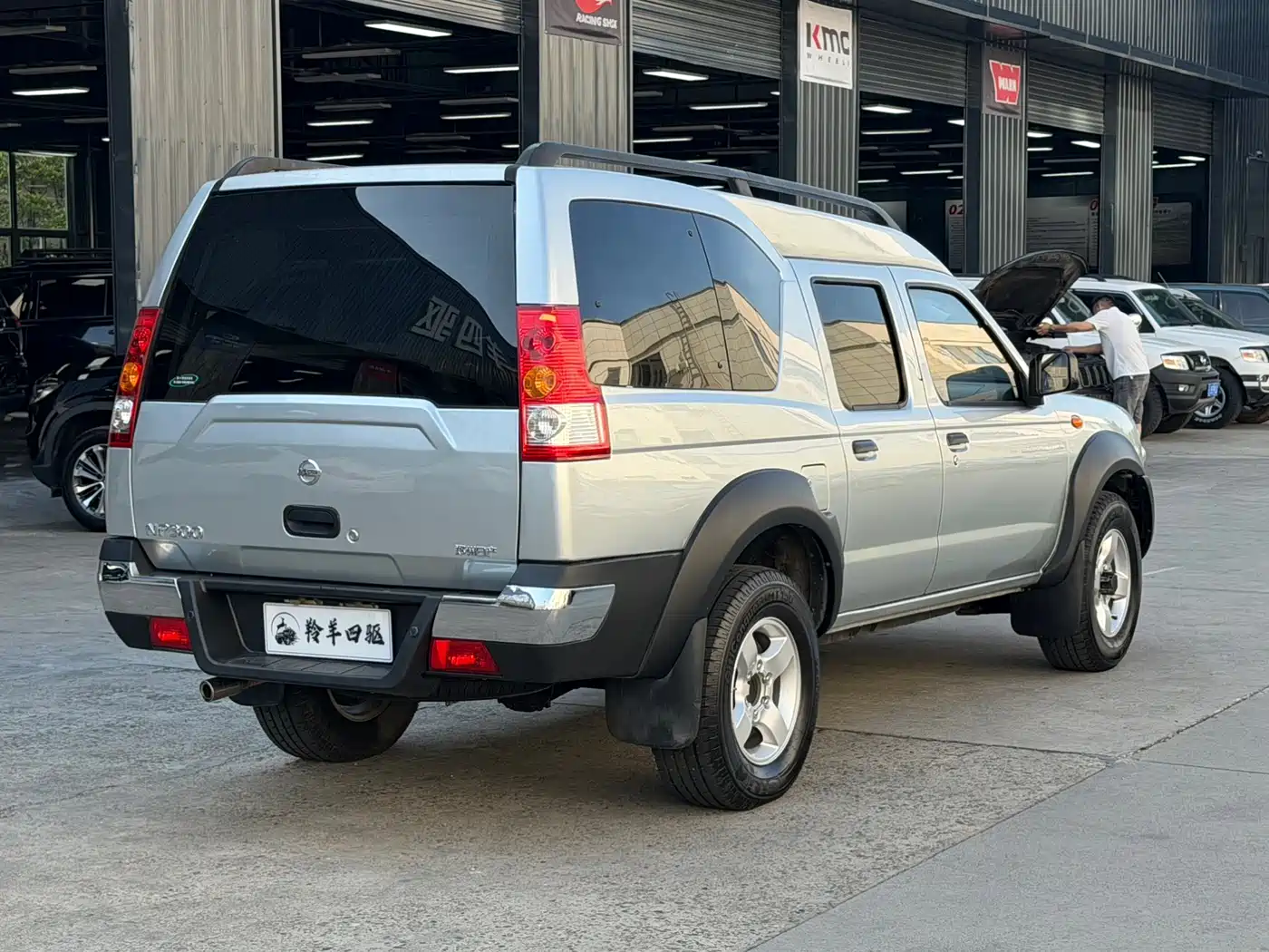 Nissan ZN Van 2015 2013 2.4L 4WD Standard 5-seater