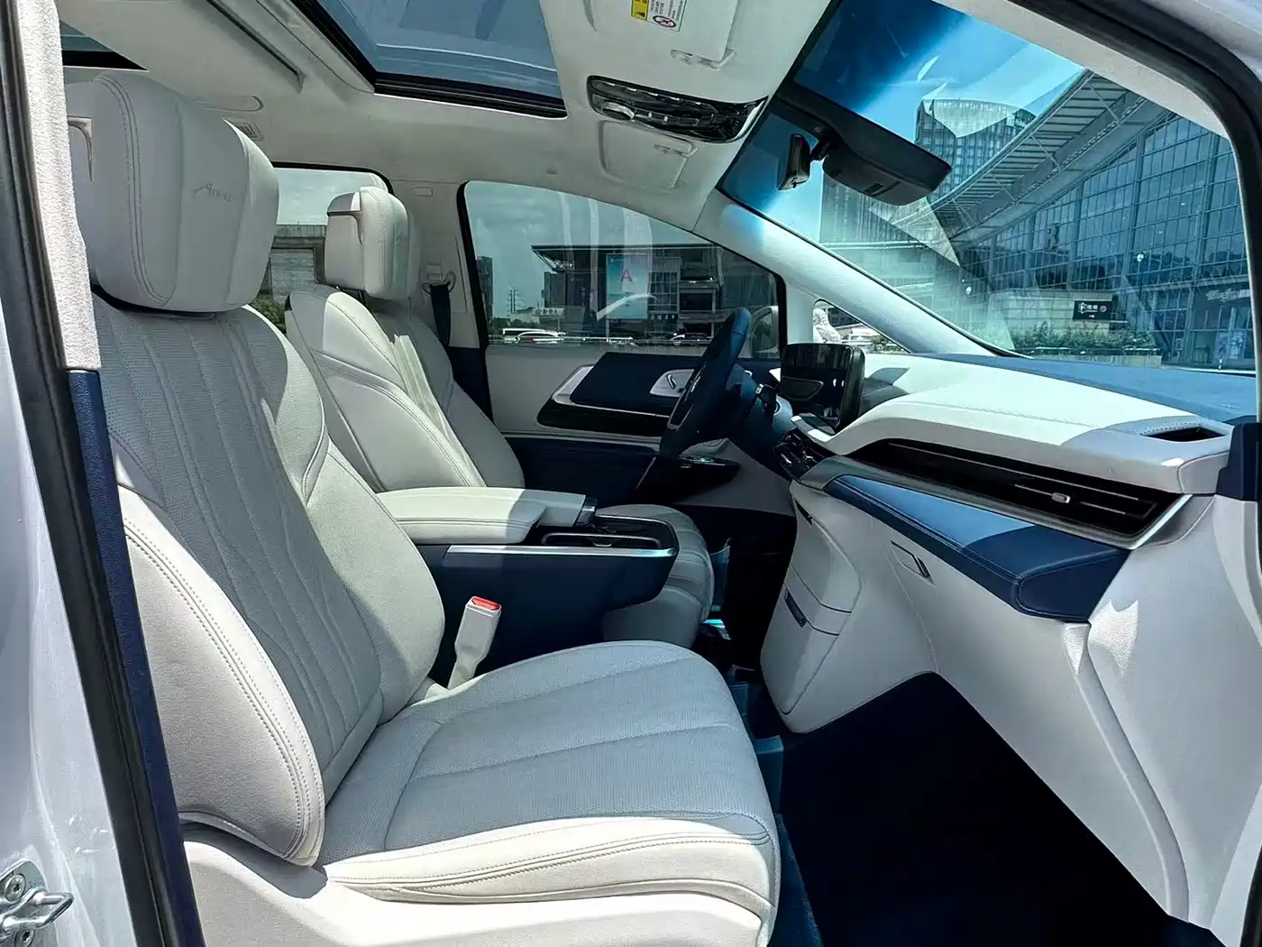Buick Century 2025 2025 2.0T 7-Seater World Edition