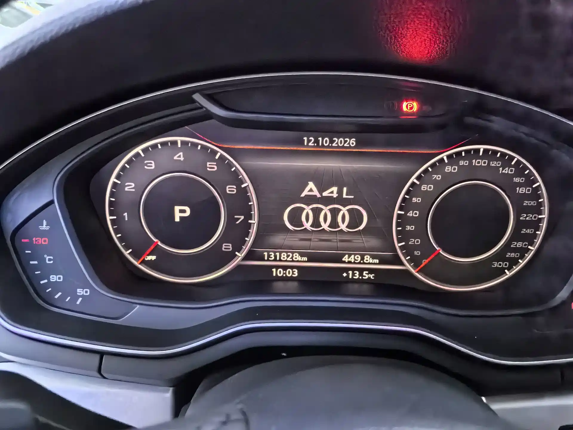 Фото 12 - Audi A4L
